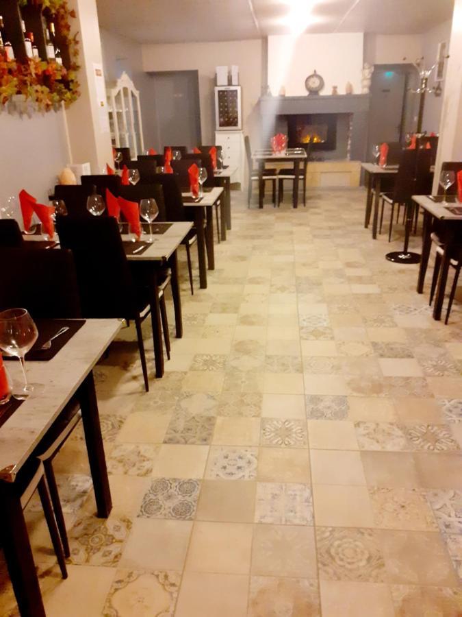 Hotel Le Kamelia Salles  Dış mekan fotoğraf