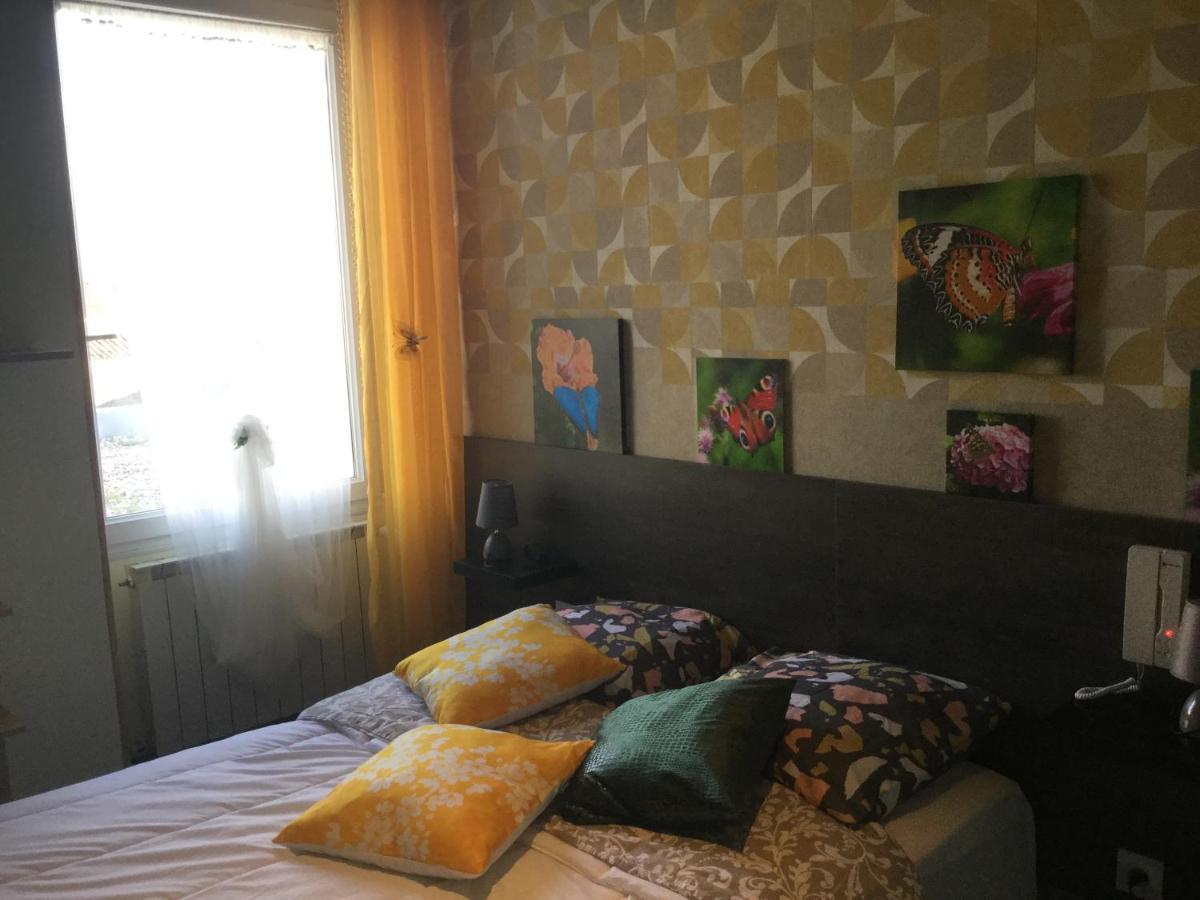 Hotel Le Kamelia Salles  Dış mekan fotoğraf